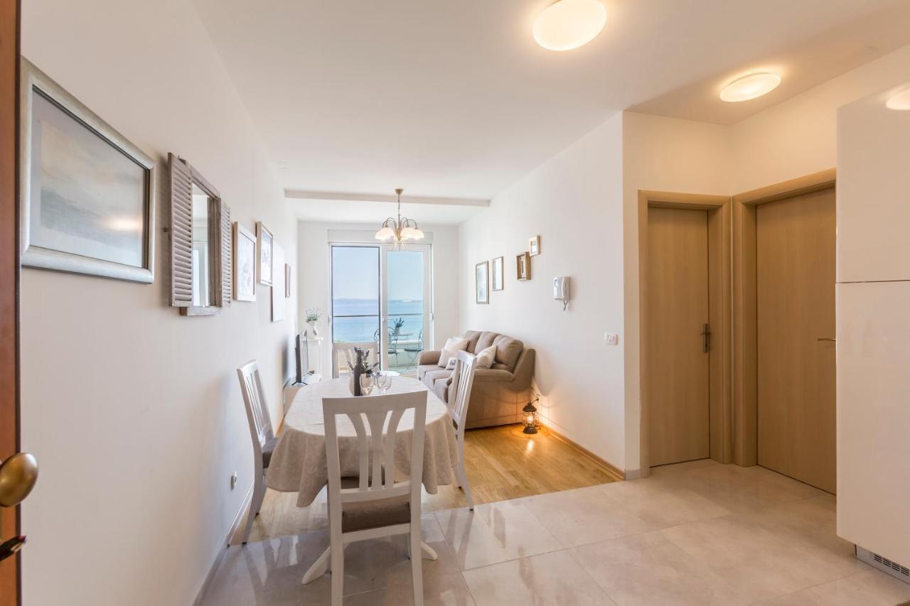 Luxury Villa Bello Horizonte With Swimming Pool Сплит Екстериор снимка