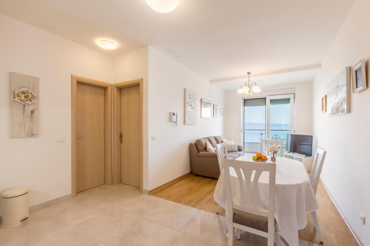 Luxury Villa Bello Horizonte With Swimming Pool Сплит Екстериор снимка