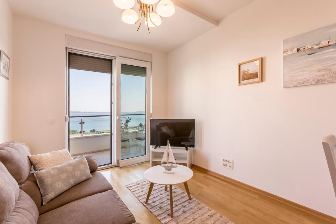 Luxury Villa Bello Horizonte With Swimming Pool Сплит Екстериор снимка