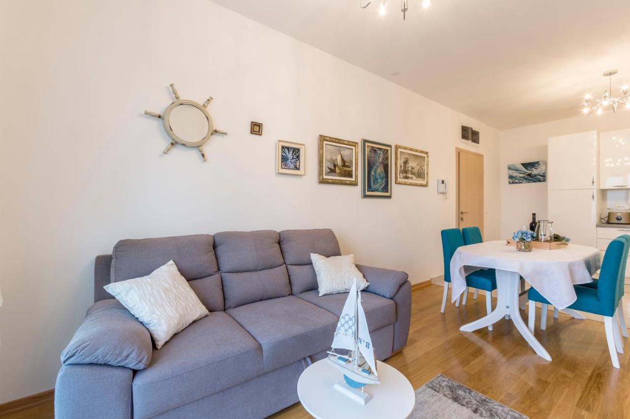 Luxury Villa Bello Horizonte With Swimming Pool Сплит Екстериор снимка