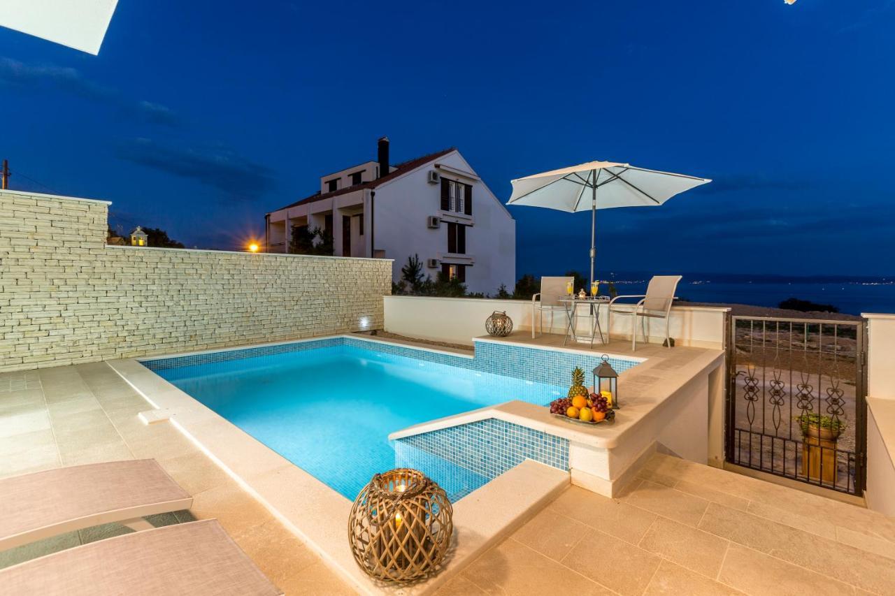 Luxury Villa Bello Horizonte With Swimming Pool Сплит Екстериор снимка