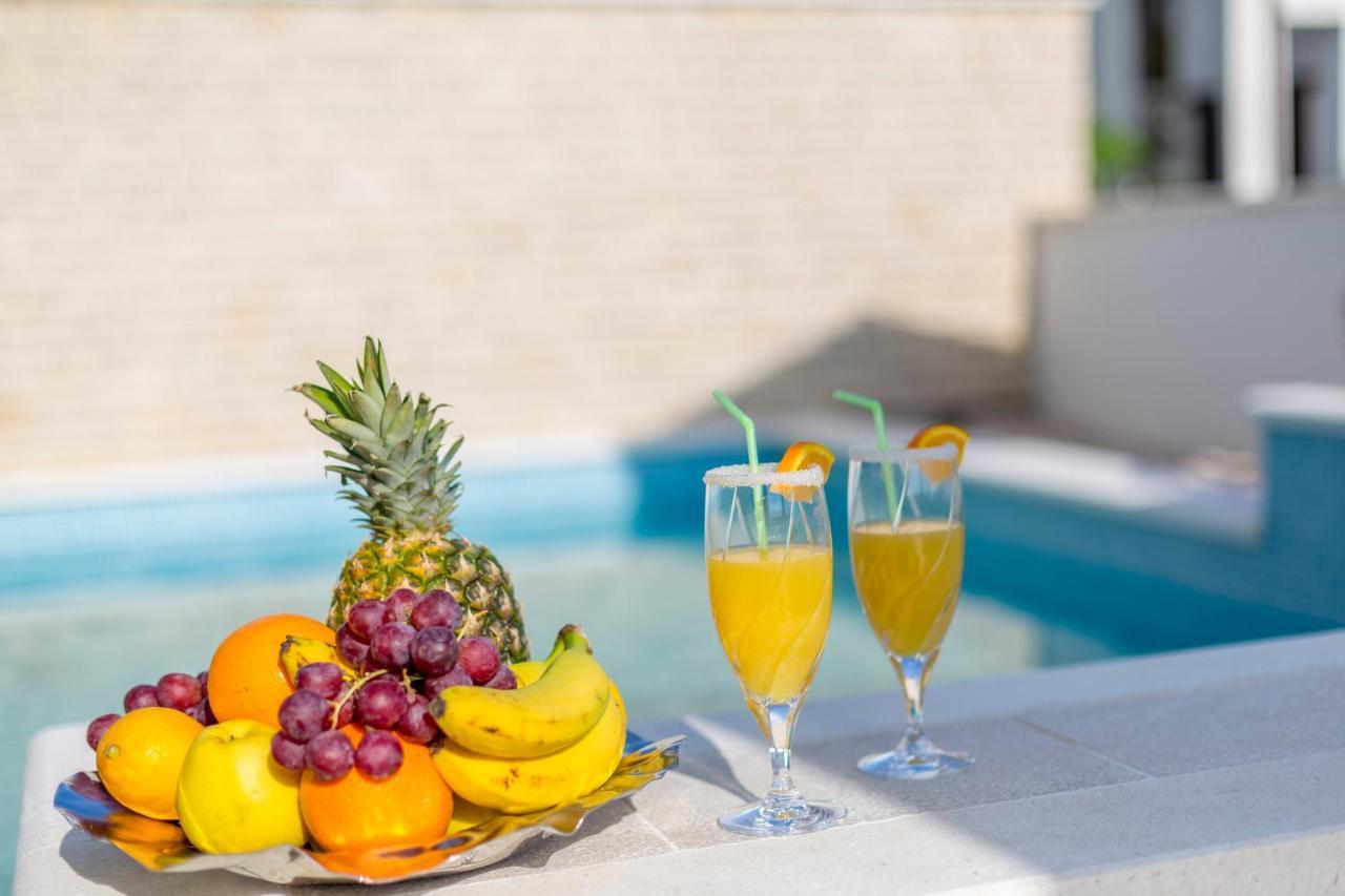 Luxury Villa Bello Horizonte With Swimming Pool Сплит Екстериор снимка